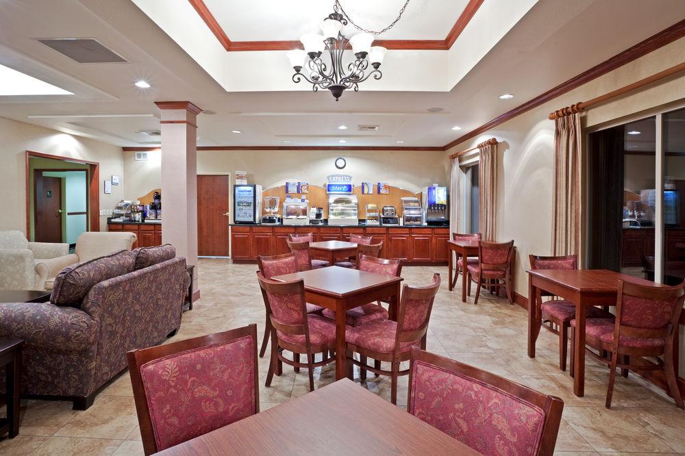Holiday Inn Express Ellensburg By Ihg Exterior photo