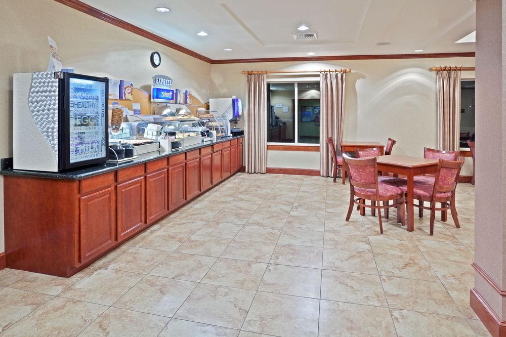 Holiday Inn Express Ellensburg By Ihg Exterior photo