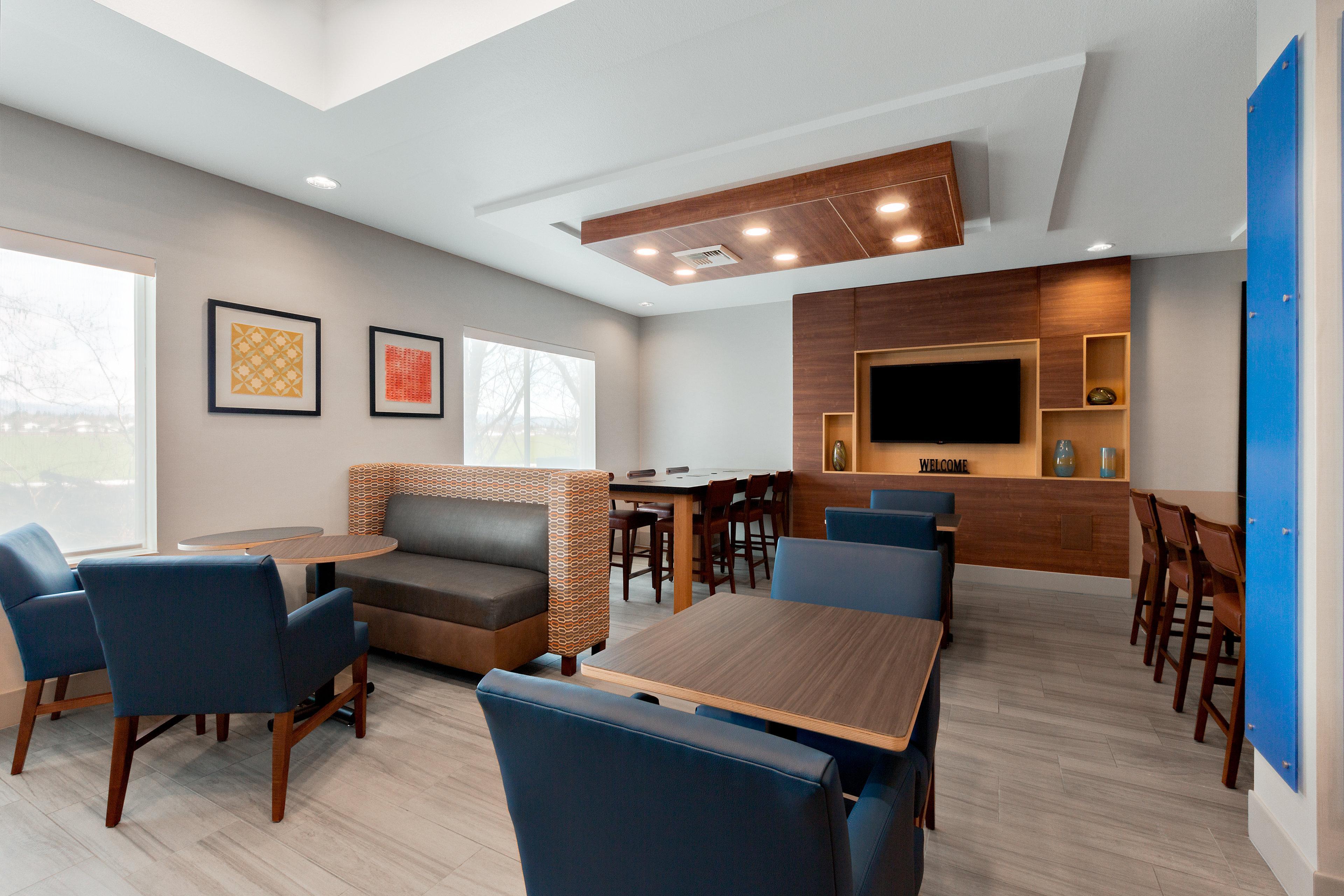 Holiday Inn Express Ellensburg By Ihg Exterior photo
